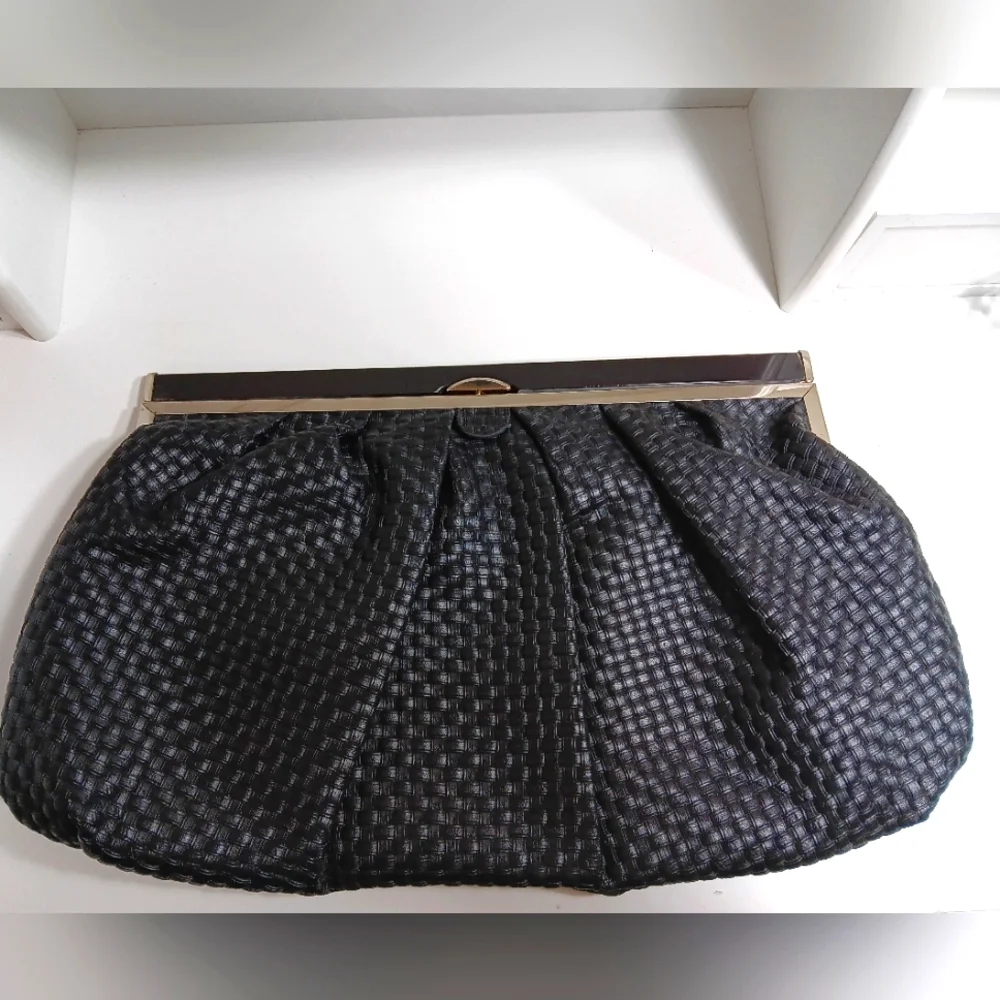 Aldo Vintage Woven Vegan Leather Large Magnetic Clutch - Picture 2 of 10